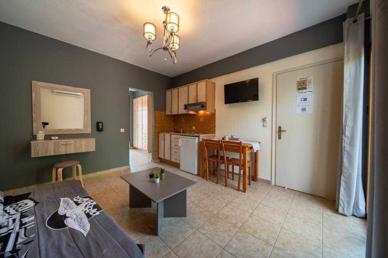 Skala  Helen'S Studios & Apartments מראה חיצוני תמונה