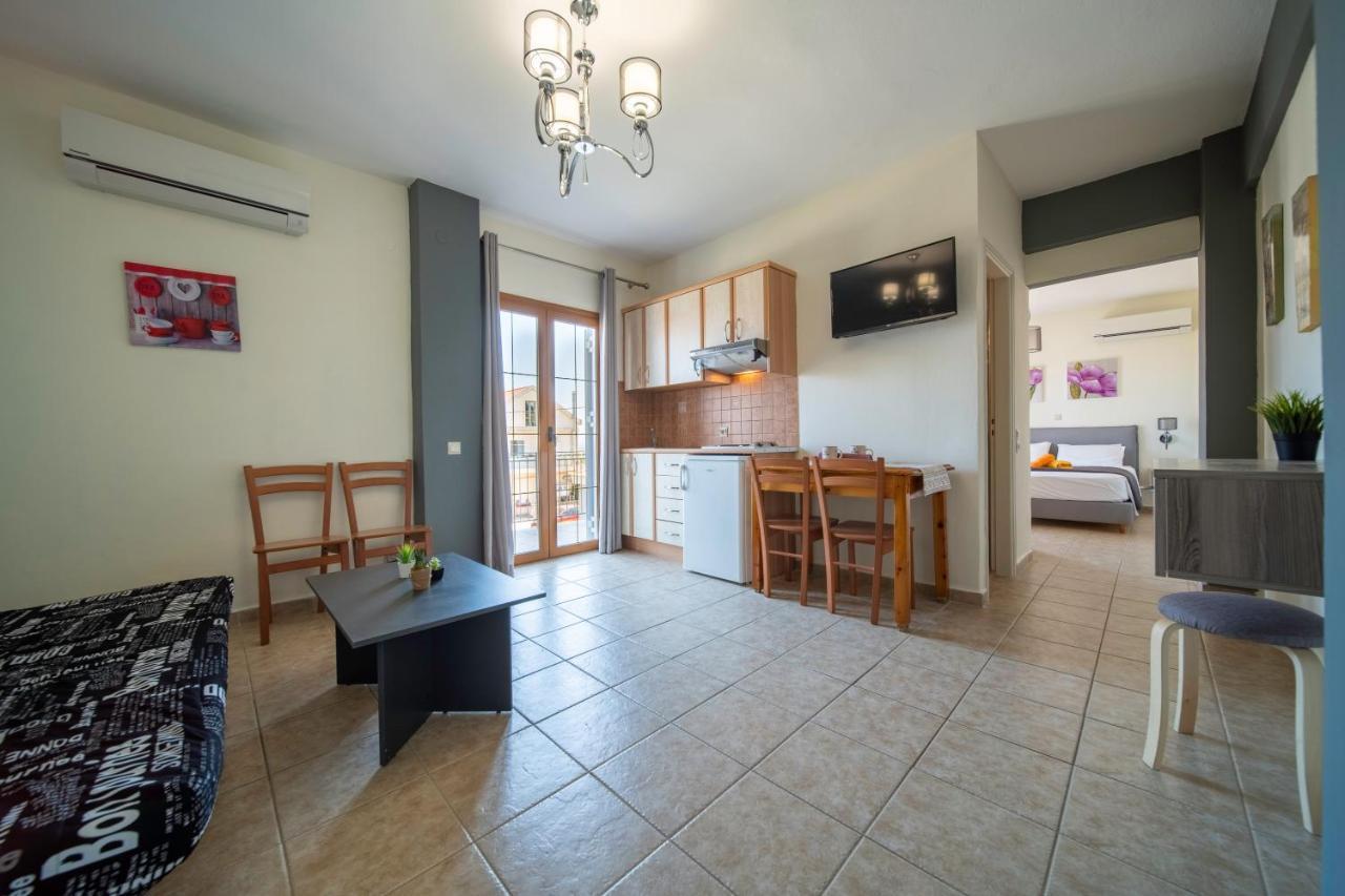 Skala  Helen'S Studios & Apartments מראה חיצוני תמונה