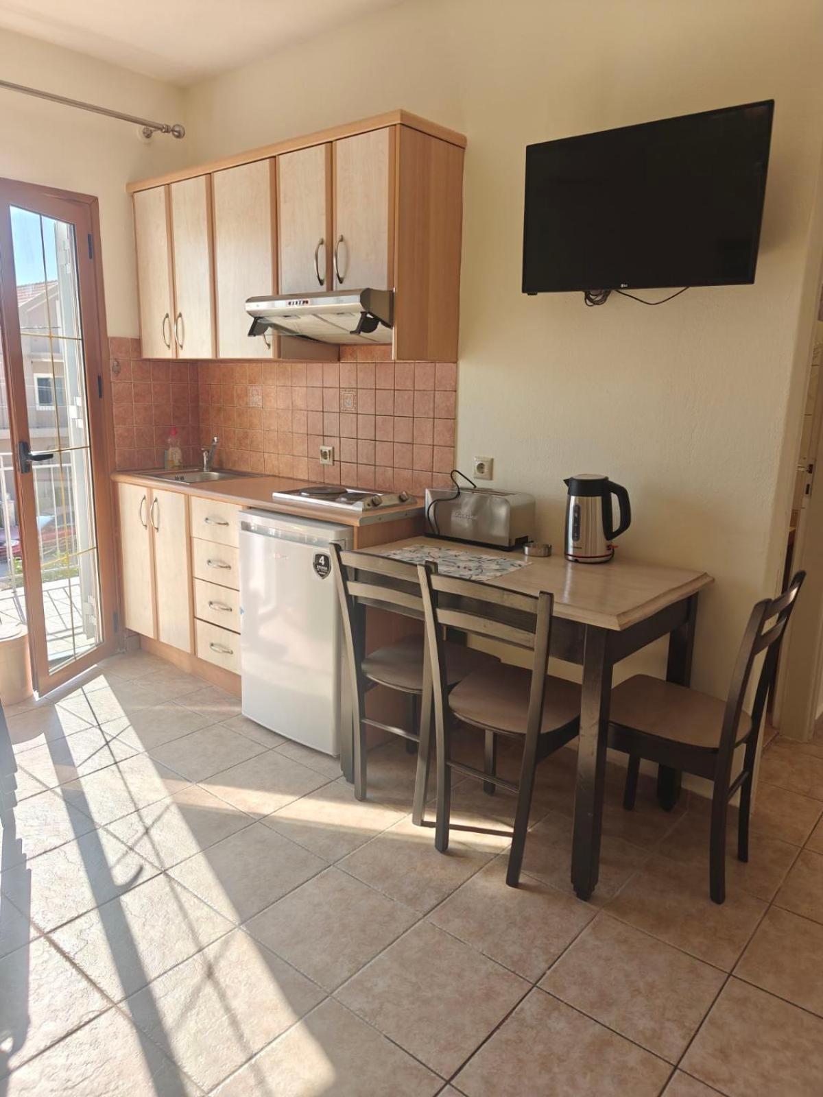 Skala  Helen'S Studios & Apartments מראה חיצוני תמונה