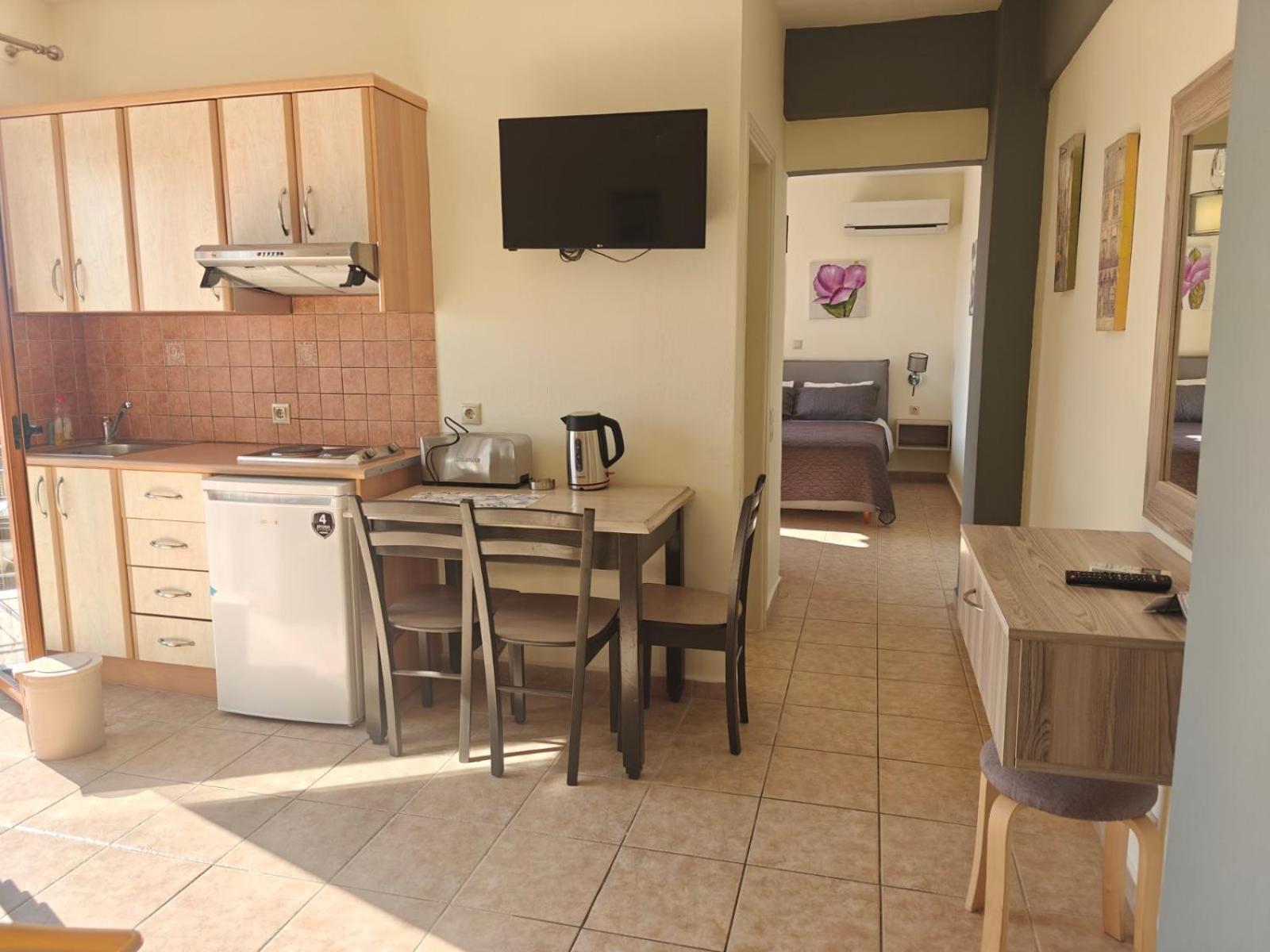 Skala  Helen'S Studios & Apartments מראה חיצוני תמונה